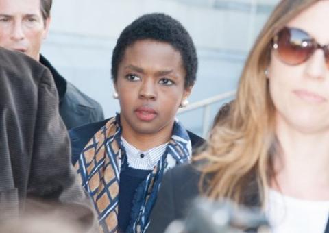 Cantora Lauryn Hill é presa por sonegação fiscal nos EUA